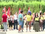 200 docentes protestan en Cataluña por los ajustes