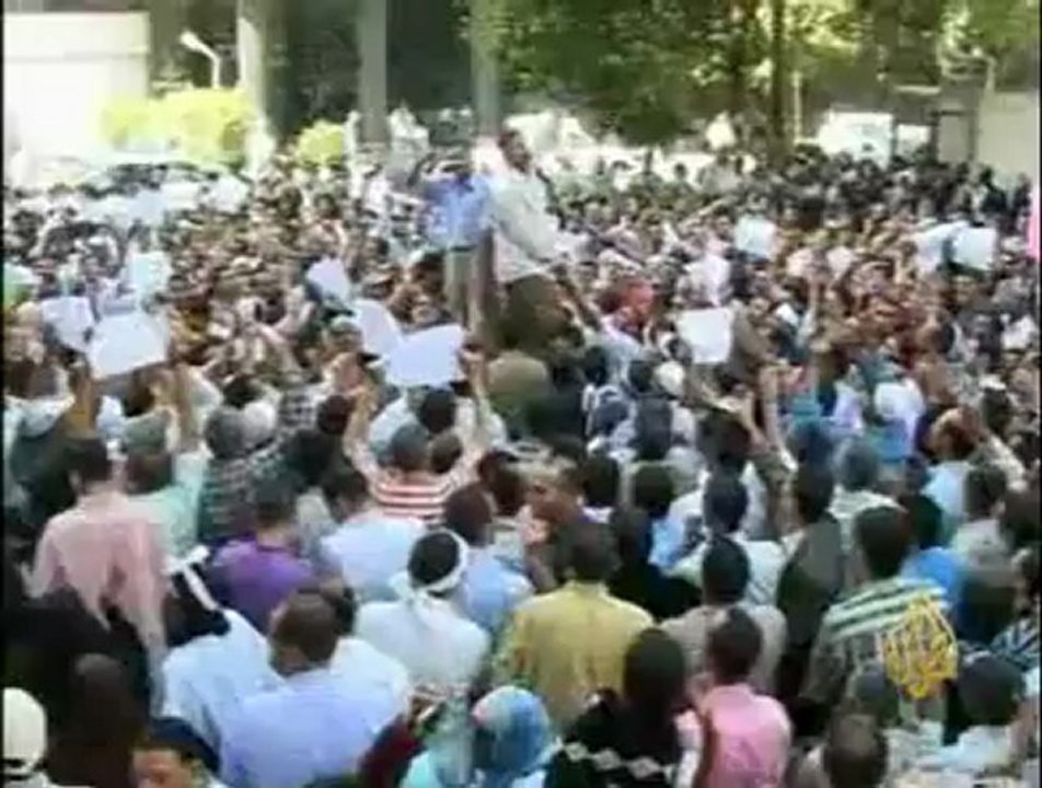 تخصيص نسبة من مقاعد مجلس الشعب المصري للعمال والفلاحين