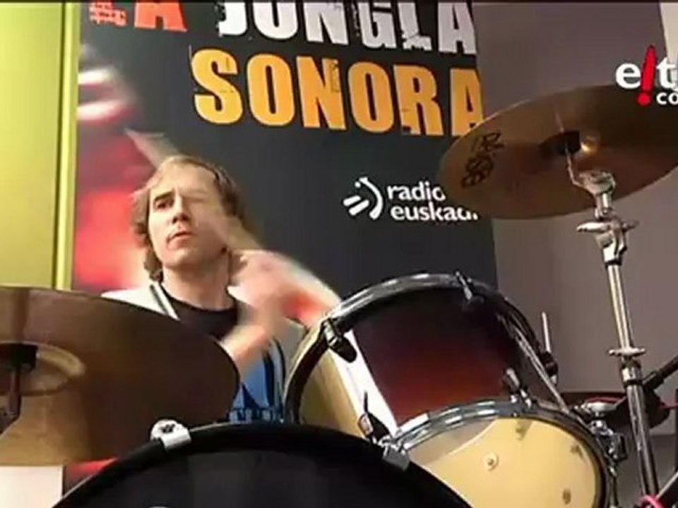 Those Radios. Missing you. Jungla Sonoran galdu naiz