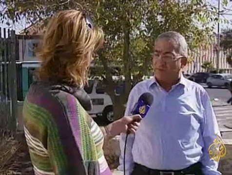 تواصل عمليات اطفاء الحرائق في إسرائيل