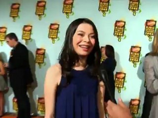 Miranda Cosgrove Fired Up for Freshman Year