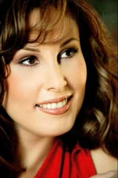 Funda Arar Ateş Düştüğü Yeri Yakar