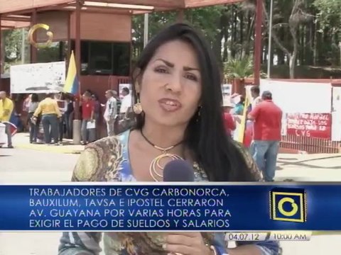 Trabajadores de varias empresas de CVG trancaron la avenida Guayana
