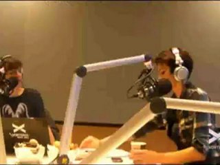 SILVINA LUNA Y SU NUEVO LOOK DE PELO CORTO EN RADIO CON PERGOLINI