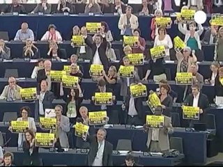 Le Parlement européen rejette ACTA à une large majorité