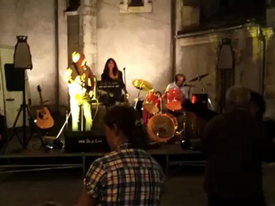 4 Dedicace à Momo Cri-Cri et Mélanie ... Groupe Orchestre fêtes en tous genres.