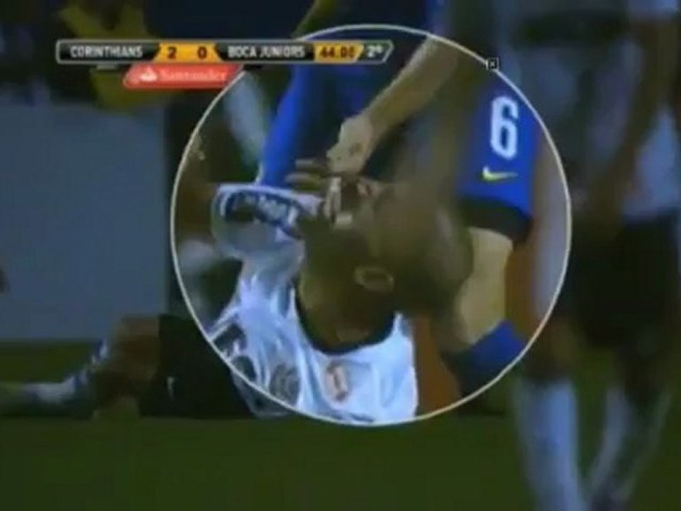 BIZARRO Mordida de Emerson Sheik - Corinthians 2 x 0 Boca Juniors - Final da Libertadores 2012