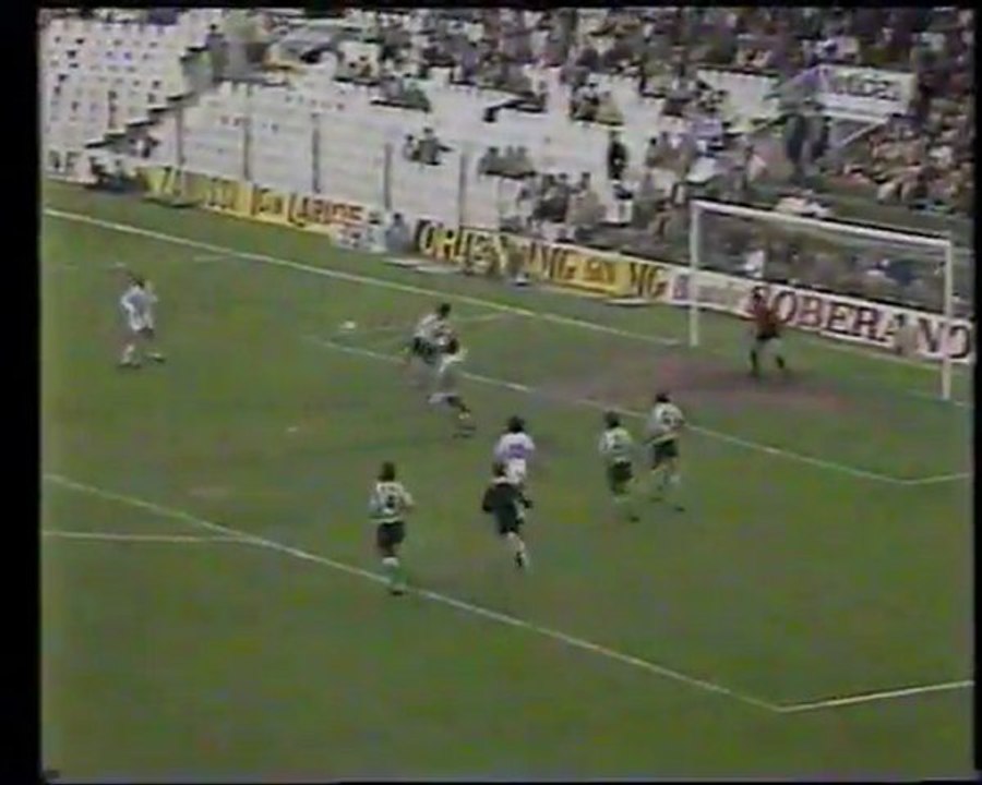 1983.03.27: Valencia CF 2 - 1 Racing de Santander (Resumen)