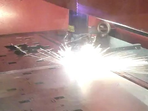 Amada- Centre d'usinage