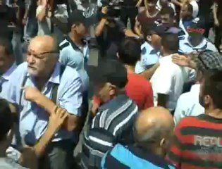 Taksim Meydanı'nda Çıplak Şoku!