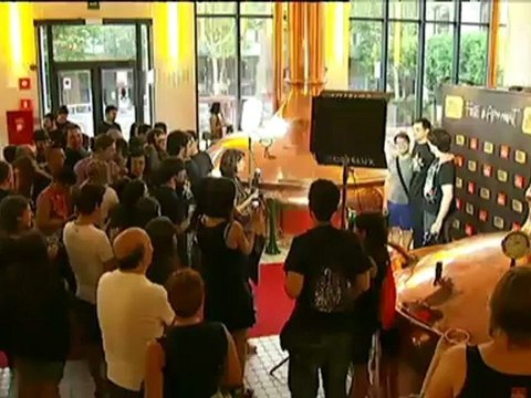 TV3 - Telenotícies - L' APM? s'acomiada fins al setembre amb una festa