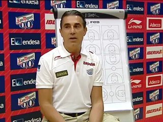 Scariolo: "La afición sueña con una medalla y nosotros, también"