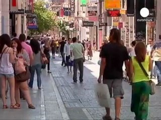 Greece falls behind on reforms