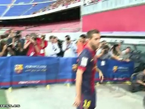 Jordi Alba emocionado en el Camp Nou