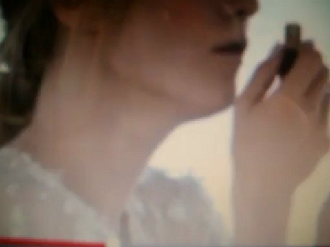 Pub coco chanel Vanessa paradis parodie