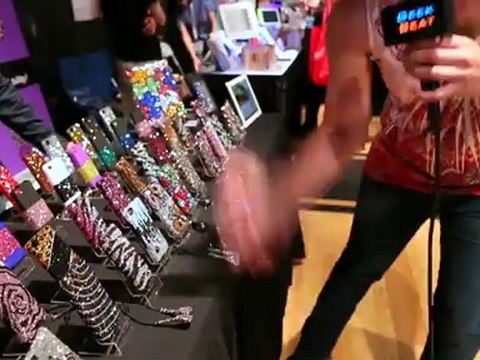 The Amazing Blingy Case at the CEA Line Shows 2012 - GeekBeat Tips & Reviews