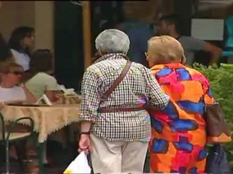 truffe agli anziani e allarme