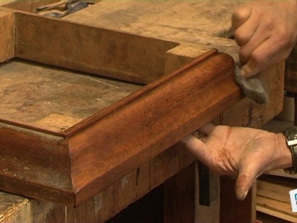 Comment décaper un meuble en bois ?