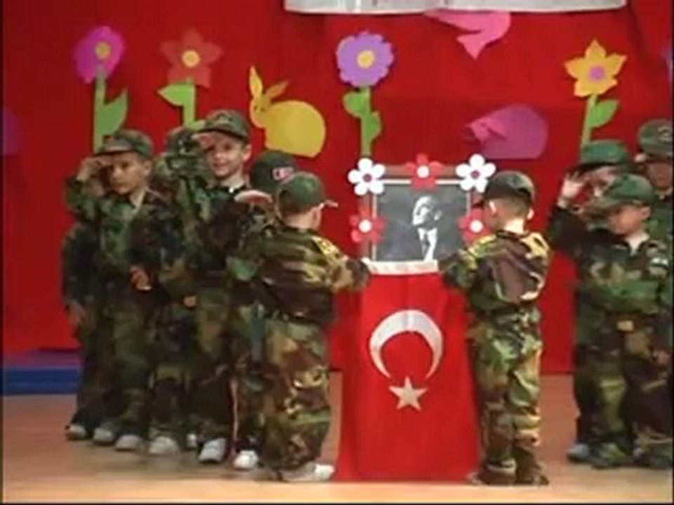 Ataışığı Anaokulu 2012 yıl sonu gösterisi CD-1