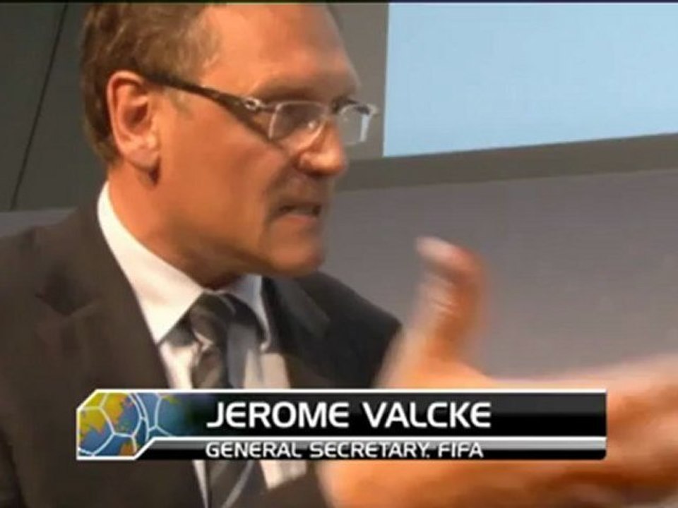 Valcke - Schiedsrichter brauchen Hilfe