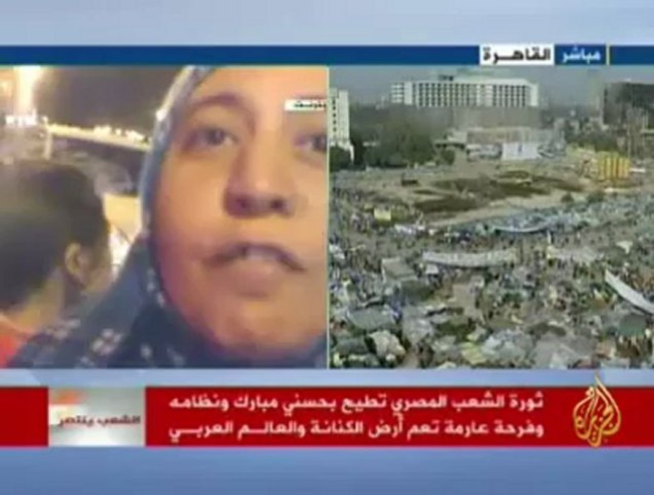 الفرحة تعم مدينة الإسكندرية عقب الإعلان عن تنحي...