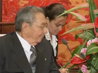 Castro meets Chinese Premier Wen