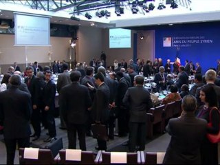 Unindo forças contra Assad