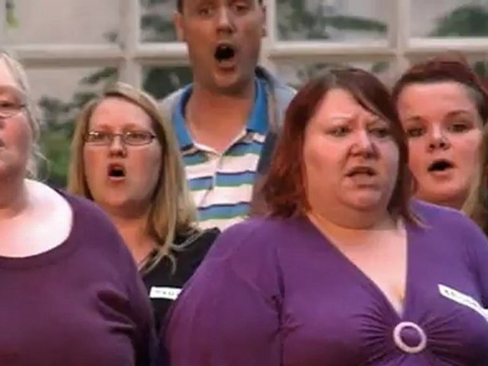 Homeless singers perform opera