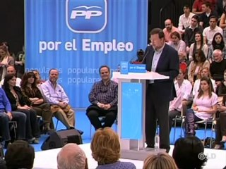 Rajoy, a Zapatero: "No hay una salida socialista a la crisis"