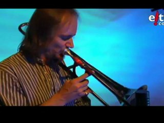 Locos por el Jazz - Jazz eroak - Episodio II