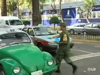 Las calles de México se quedan vacías por la Gripe Porcina