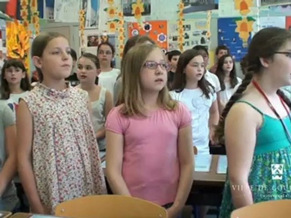 Courbevoie - Une chanson sur Courbevoie par l'école Sainte Geneviève
