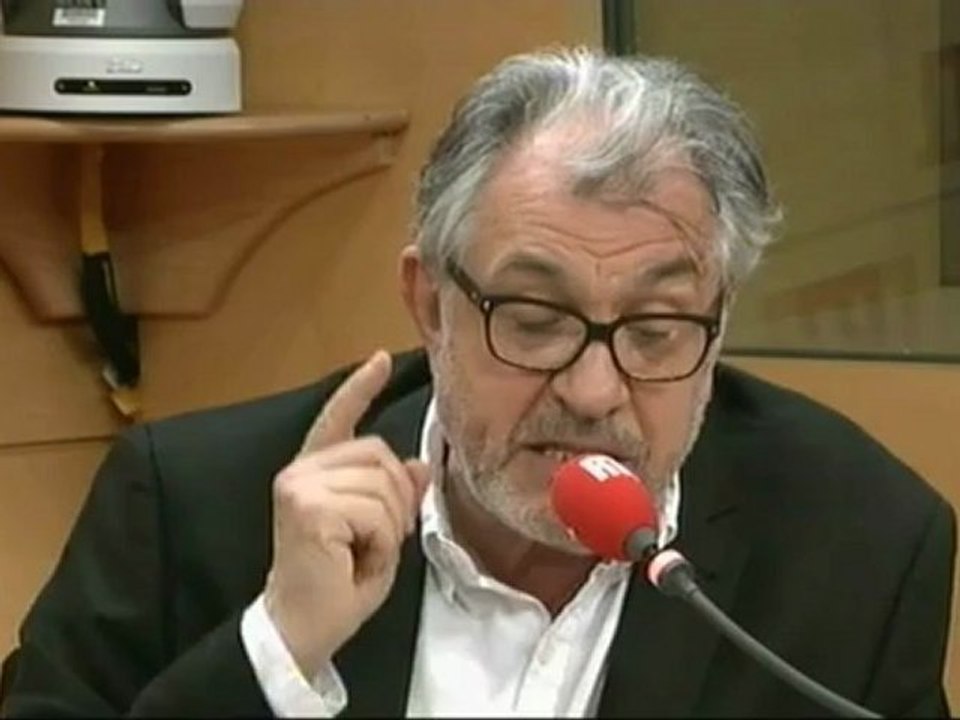 Serge July : "Le Pen comme Corleone"