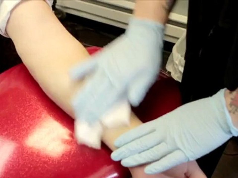 Tattoo Prep: How to Apply TatuPrep: Prepping a Tattoo