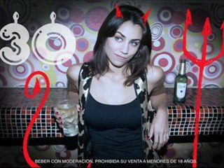 Los nuevos videos de los comerciales de Sidra Real. Divertidos!