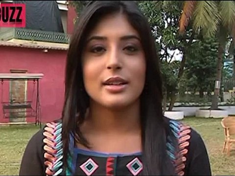 Mallika TRIES TO KILL Nidhi in Kuch Toh Log Kahenge