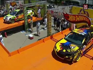 Классный трюк на автошоу