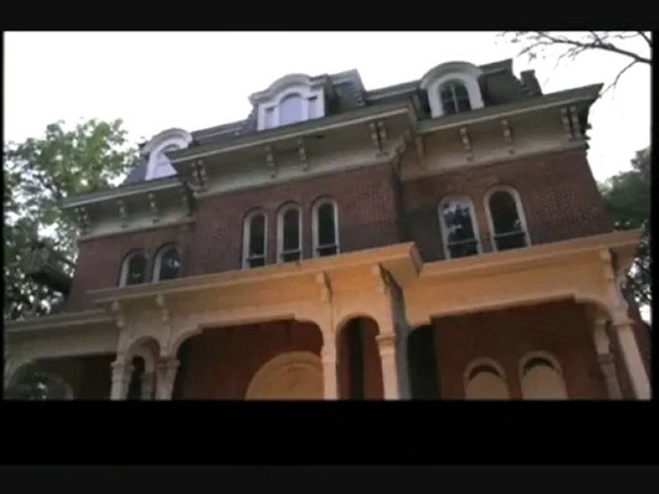 Le manoir hanté / Le visiteur de la nuit