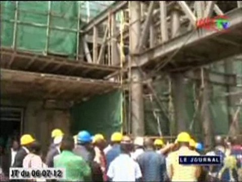 Visite des installations aéroportuaires par le ministre d’état Isidore Mvouba