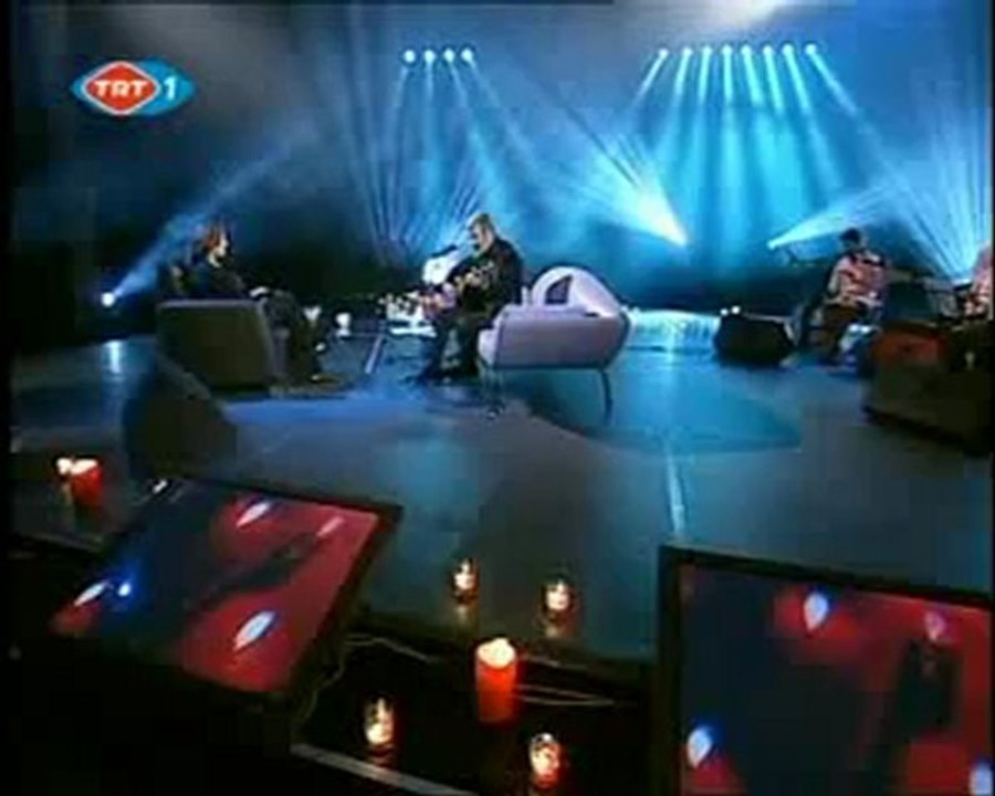 Esat  Kabakli      "Gömdüm  Ogul "