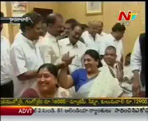 Chiranjeevi, Renuka, Four Others File Papers for Rajya Sabha