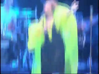 Sibel Can Kuruçeşme konserinde coşturdu