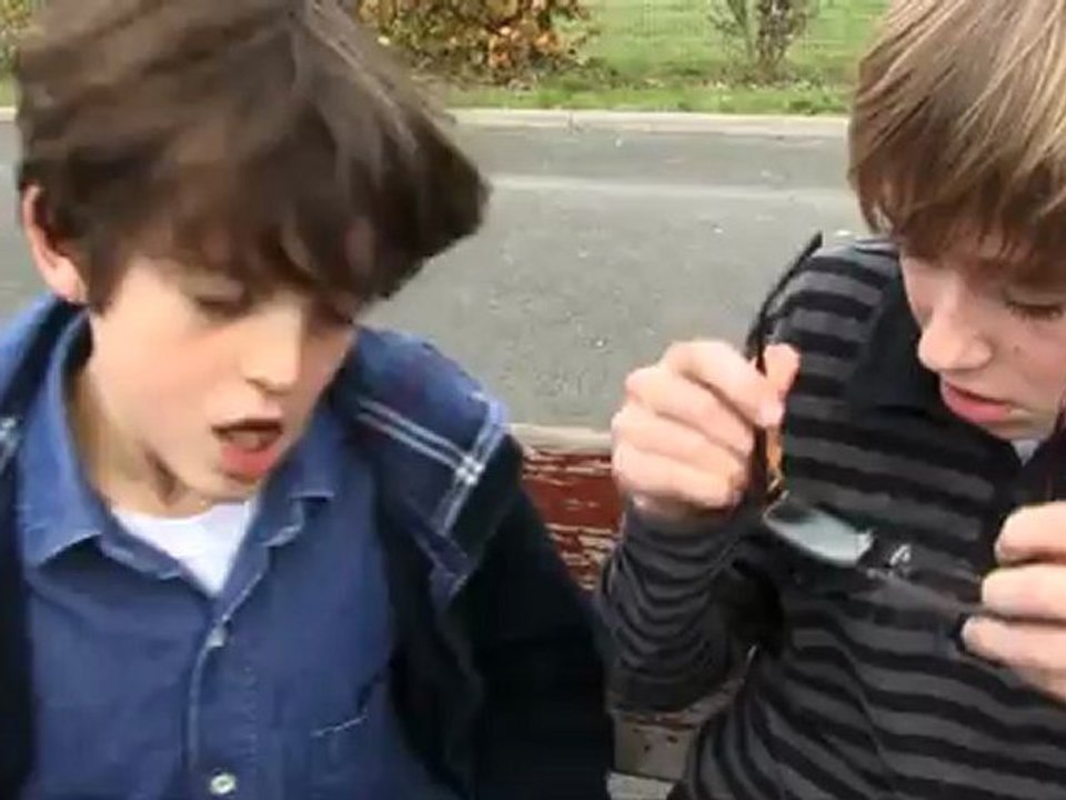 il était une fois un portable - atelier vidéo - robert lasneau - 2011 / 2012