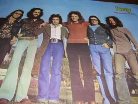 Edip Akbayram ve Dostlar - Yakar Inceden Inceden (1973)