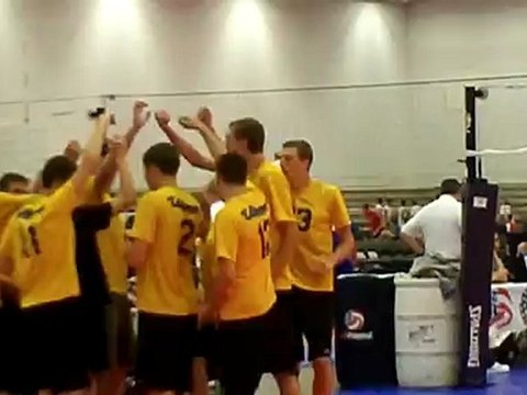 Ultimate Volleyball Club Boys 17 Blue Round 2 Match 3 Pipeline 17 Quiksilver GL Game 2 Part 1