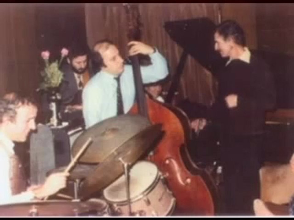 Onno ve Kumpanyasi (Onno Tunç) - Senden Baska (1974)