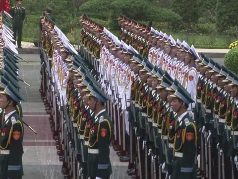 Raúl Castro fortalece vínculos