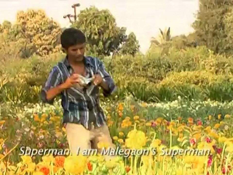 Supermen of Malegaon - DVDRip - x264 - 1CDRip - ESubs - [DDR] (1)-002