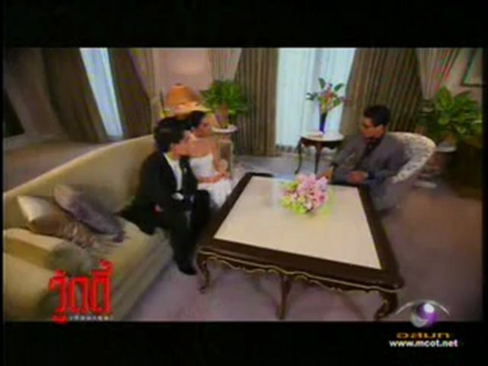 วู้ดดี้เกิดมาคุย 3/3  "กรณ์-เล็ก" คู่รักพันล้าน 8/7/2555