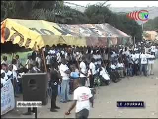 Meeting du candidat indépendant Christian Roger Okemba à Djiri 2